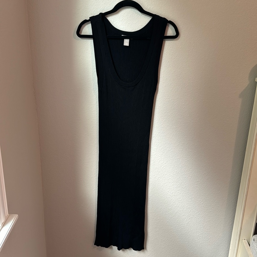 H&M Ribbed Slinky Dress